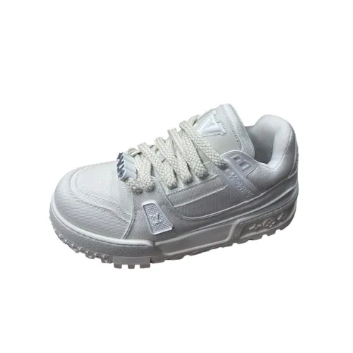 LOUIS VUITTON Trainer Maxi Low-Top Skateboard Shoes Men's White