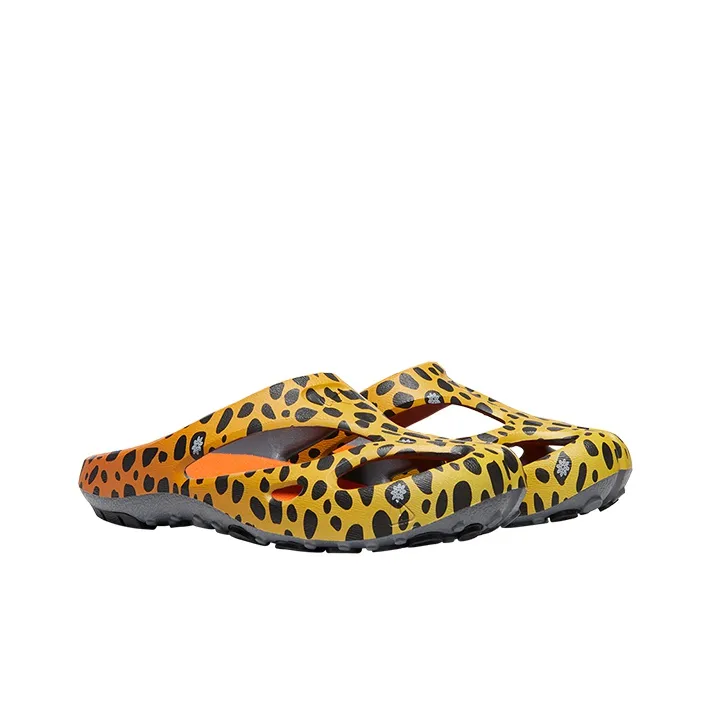 KEEN Shanti ARTS Beach Sandals Men's Orange Black, Leopard Print-2