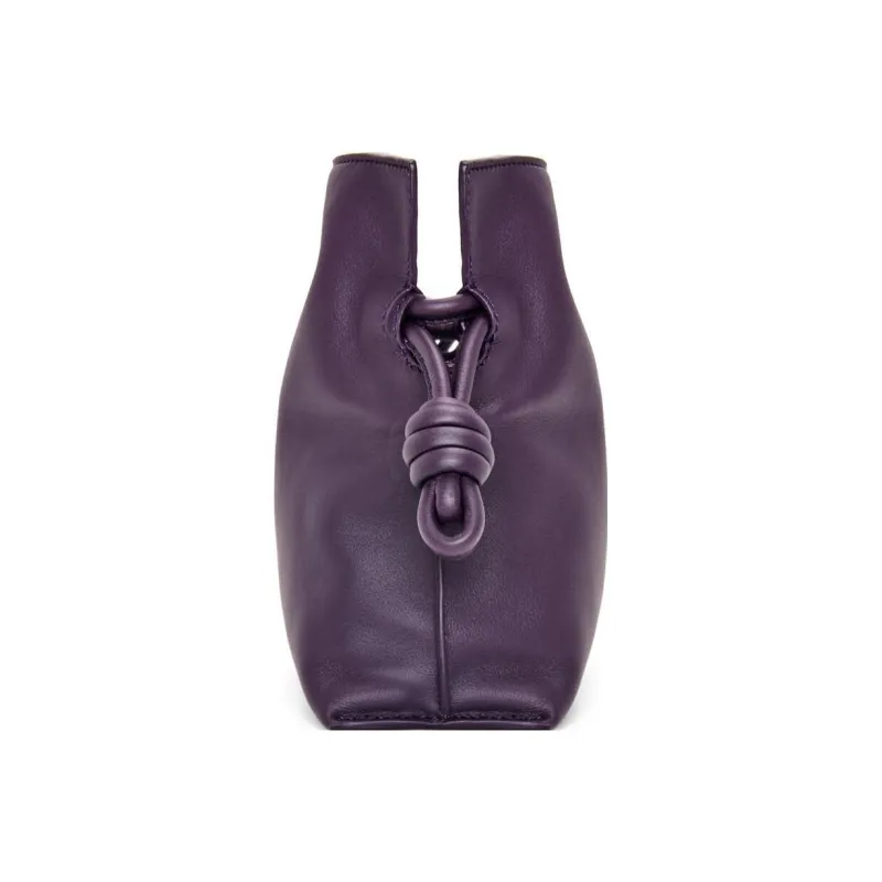 LOEWE Clutches-3