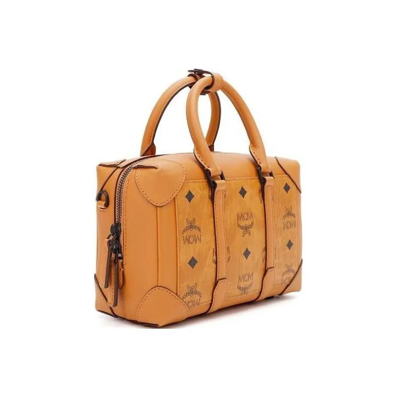 MCM Soft Berlin Visetos Clutches-1