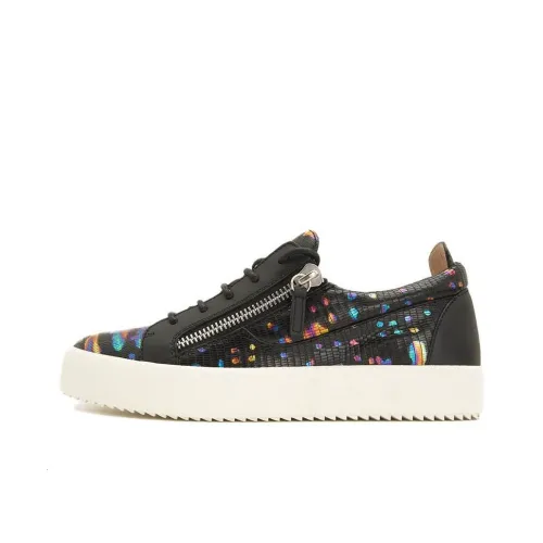 Giuseppe Zanotti/GZ Slip Resistant Low Top Skateboard Shoes Men's Black