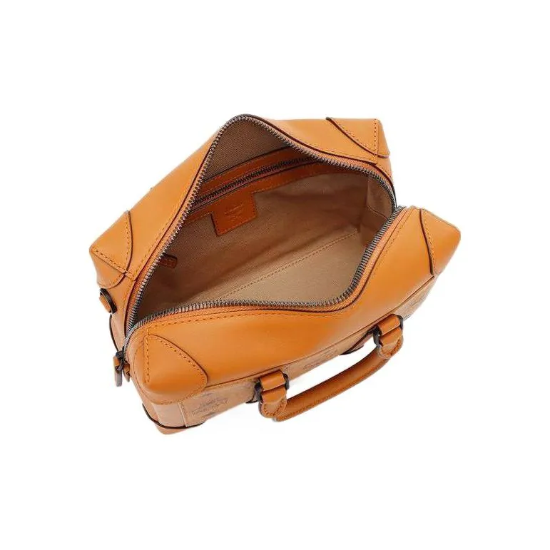 MCM Soft Berlin Visetos Clutches-4