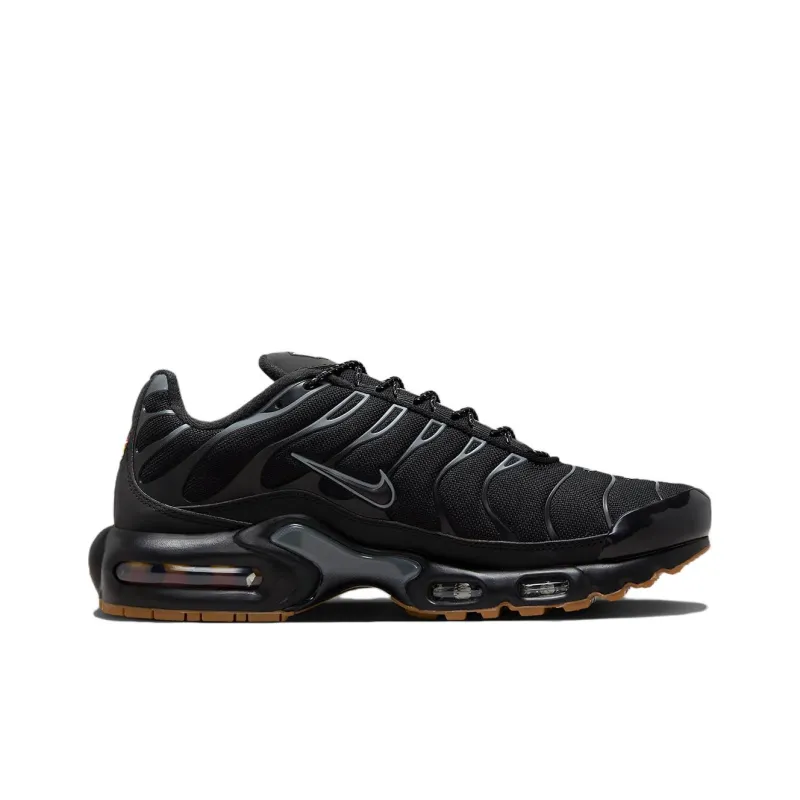 Nike Air Max Plus Black Gum Light Brown-1