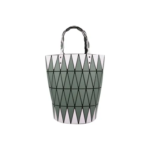 ISSEY MIYAKE Basket Handbags