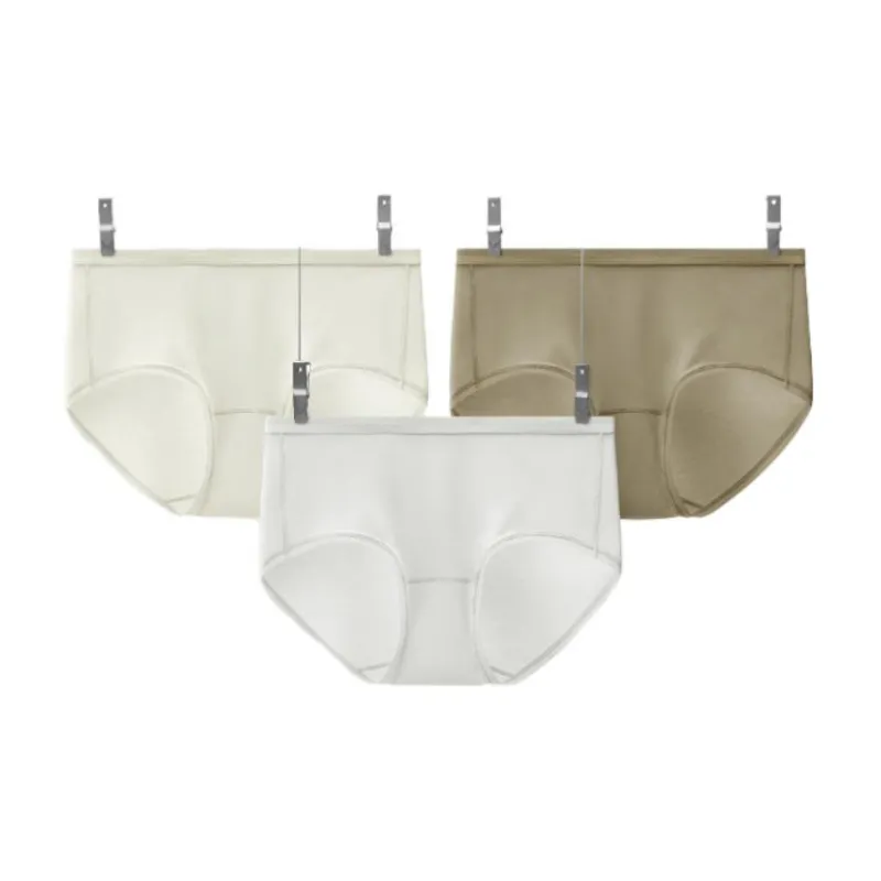 BANANA IN Women's Underpants-9