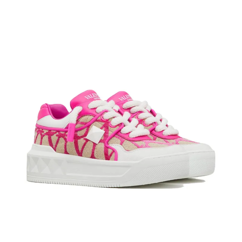 Valentino One Stud Low-Top Skateboard Shoes Women's Pink Beige-2