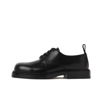Bottega Veneta Strut Leather Lace-Up Black