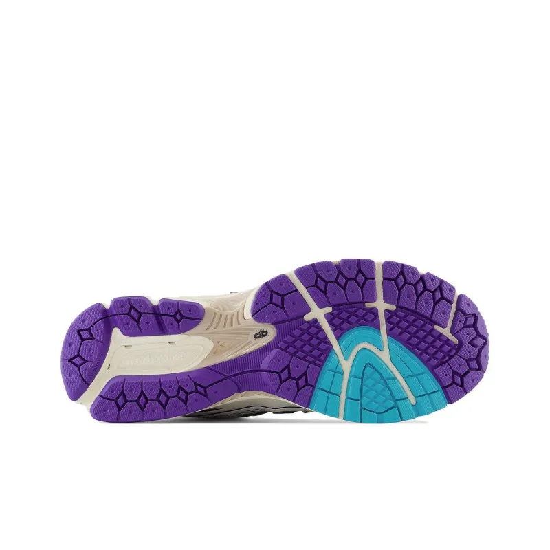 New Balance 1906R Charlotte Hornets-5