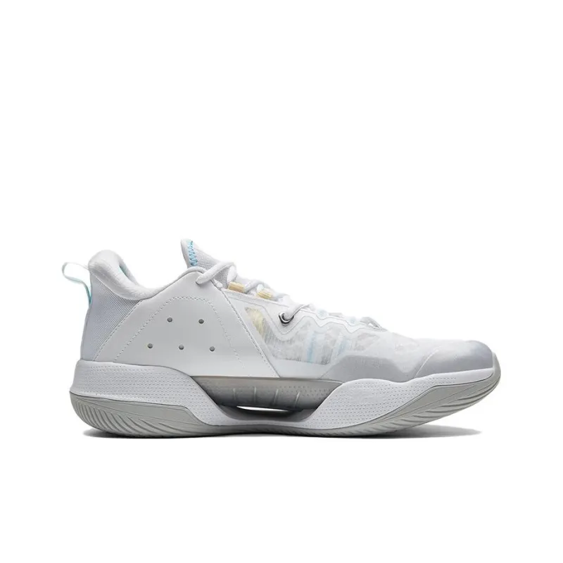 PEAK Breeze Cushioning, Abrasion Resistant, And Resilient Properties Low Top Basketball Shoes Men's Baymax-1