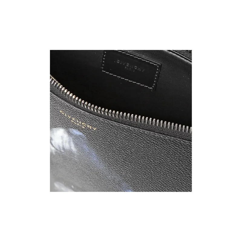 Givenchy Clutches-3