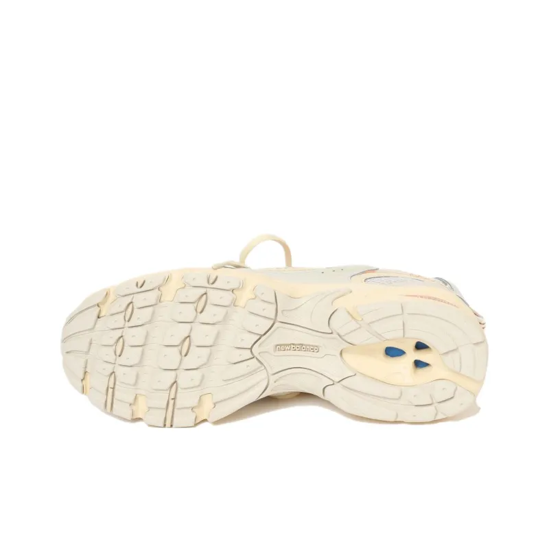 Niko And ... X New Balance 530 Beige Coral-4