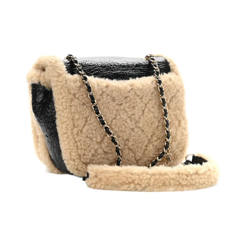 CHANEL Shear Sheepskin And Combine With Wool Flap Bag, Shoulder Bag, Crossbody Bag Women's Black & Beige-2