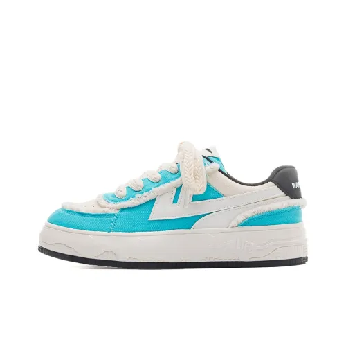 WARRIOR Skateboard Shoes Women's Low-Top Light Blue Off White