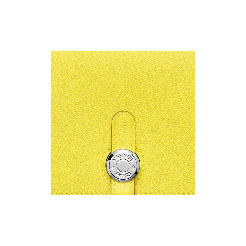 HERMES Evercolor Calfskin Wallet Women's 9R Lime Lemon-4