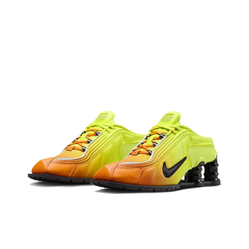 Martine Rose X Nike Shox MR4 “Safety Orange”-2