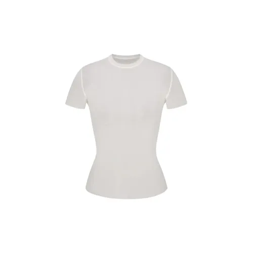 Skims T-Shirts Women's Marble