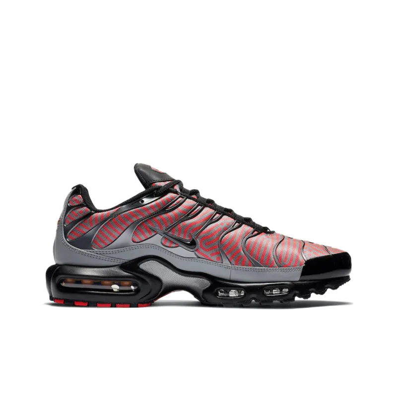 Nike Air Max Plus Euro Tour Red-1