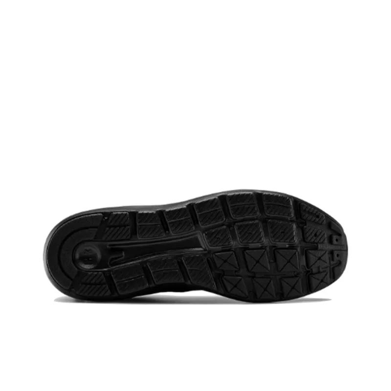 Under Armour Surge Shock Absorption Non Slip Low Tops Sports Black-4