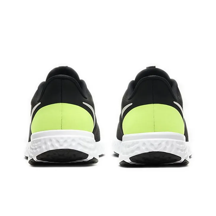 Nike Revolution 5 Black Volt-3