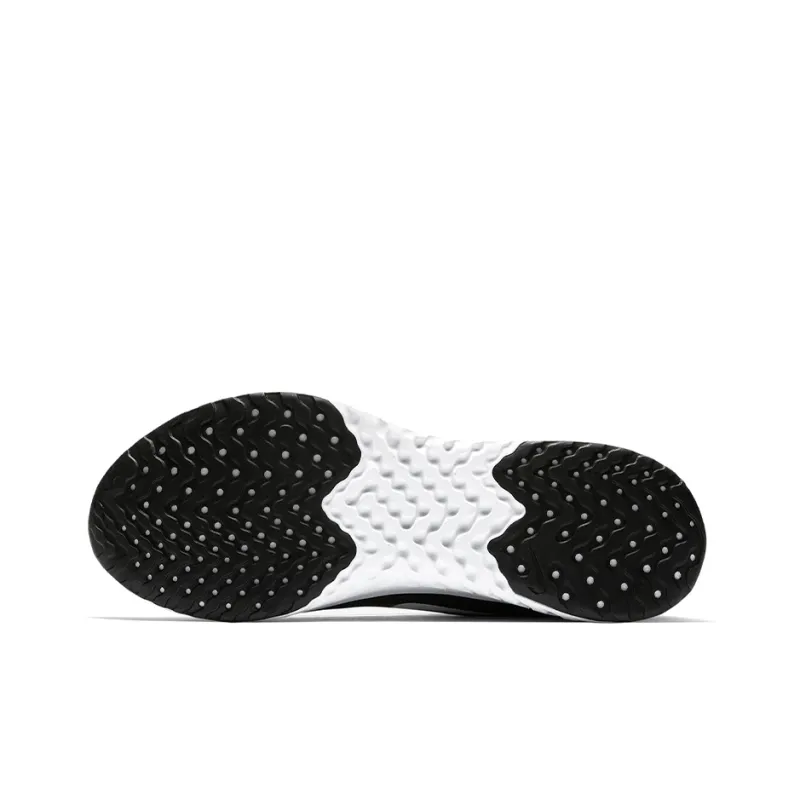 Nike Legend React Black White-5