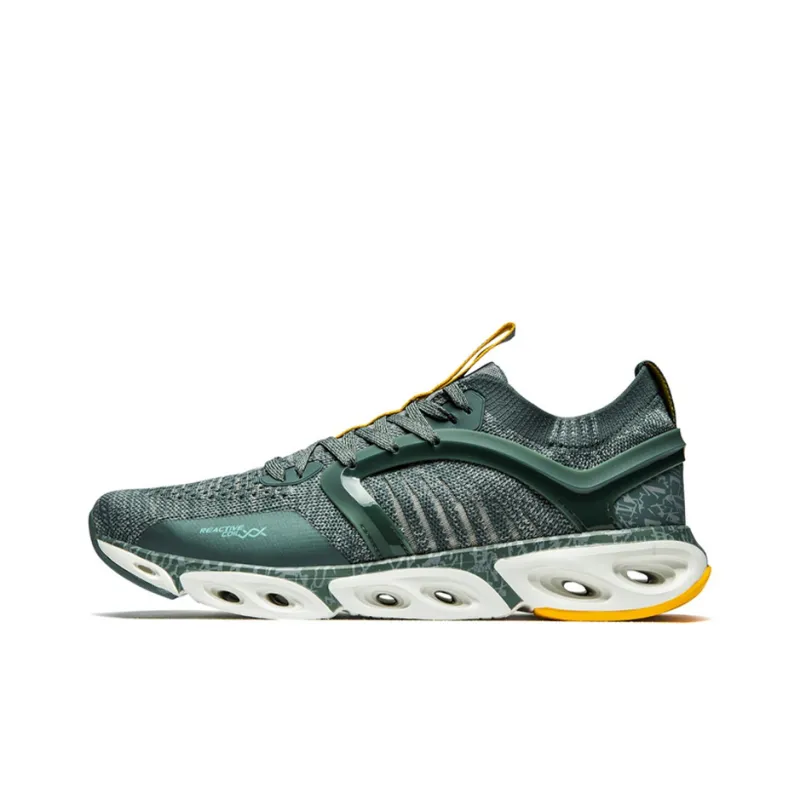 XTEP Cushioning Rotational Technology Wear-Resistant Cushioning Lightweight Low-Top Running Shoes Men's Dark Gray-0