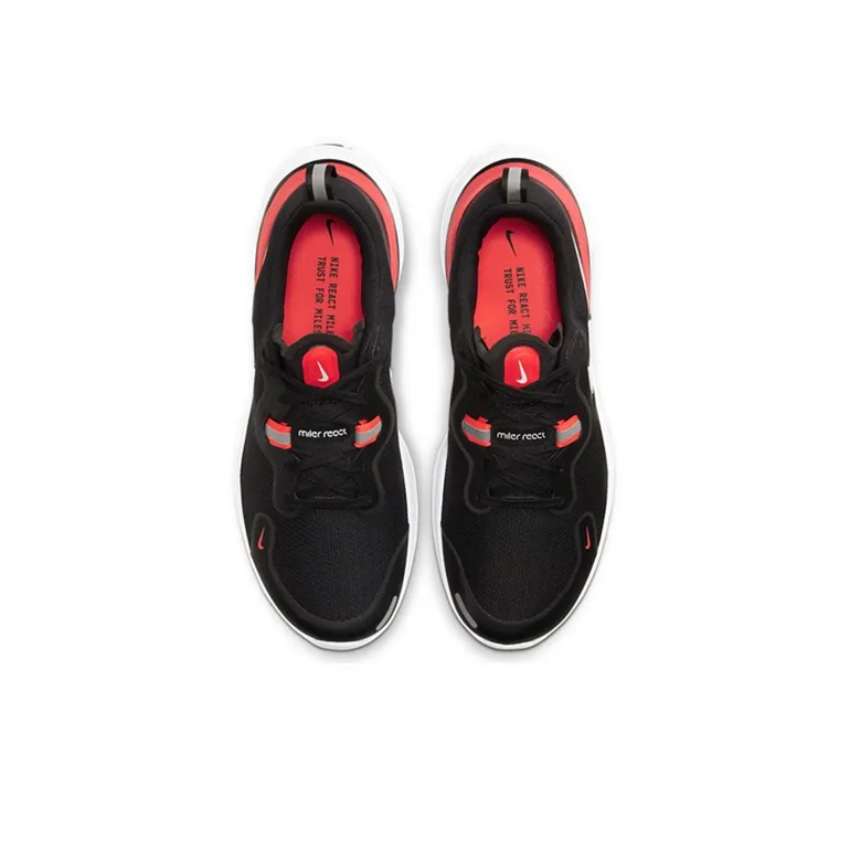 Nike React Miler Black Laser Crimson-3