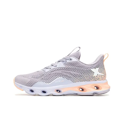 XTEP Cushioning Rotation 7th Generation Low-Top Running Shoes Women's Purple Pink