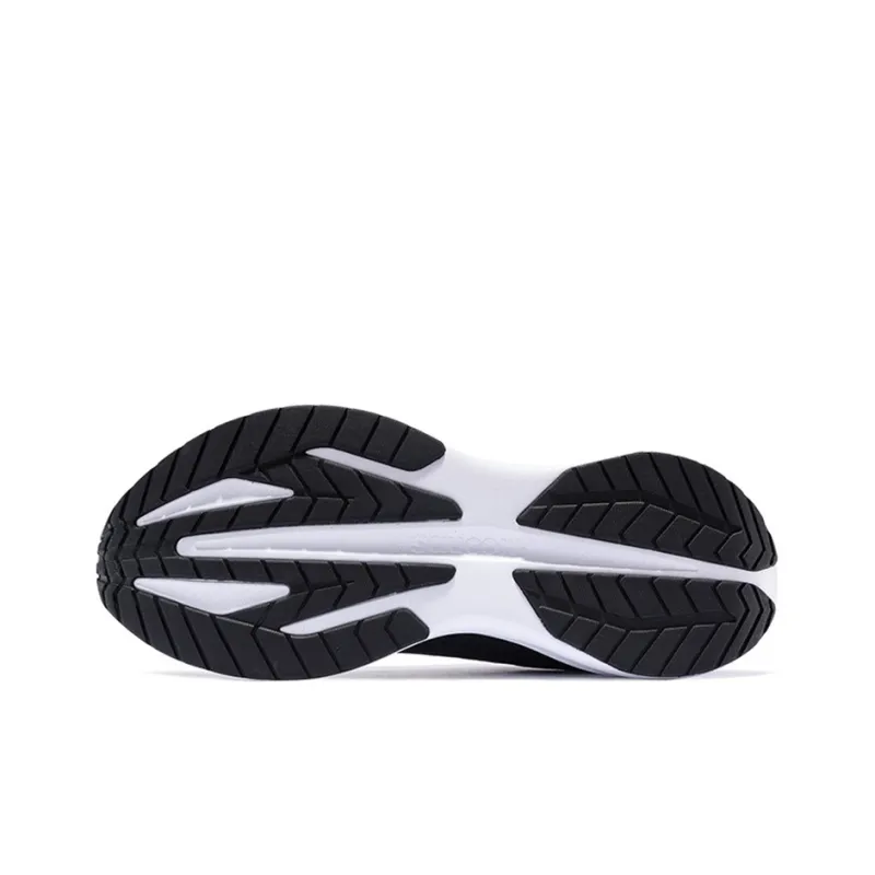 Saucony Striker Raid Striker Lightweight Low-Top Running Shoes Women's Black Gold-4
