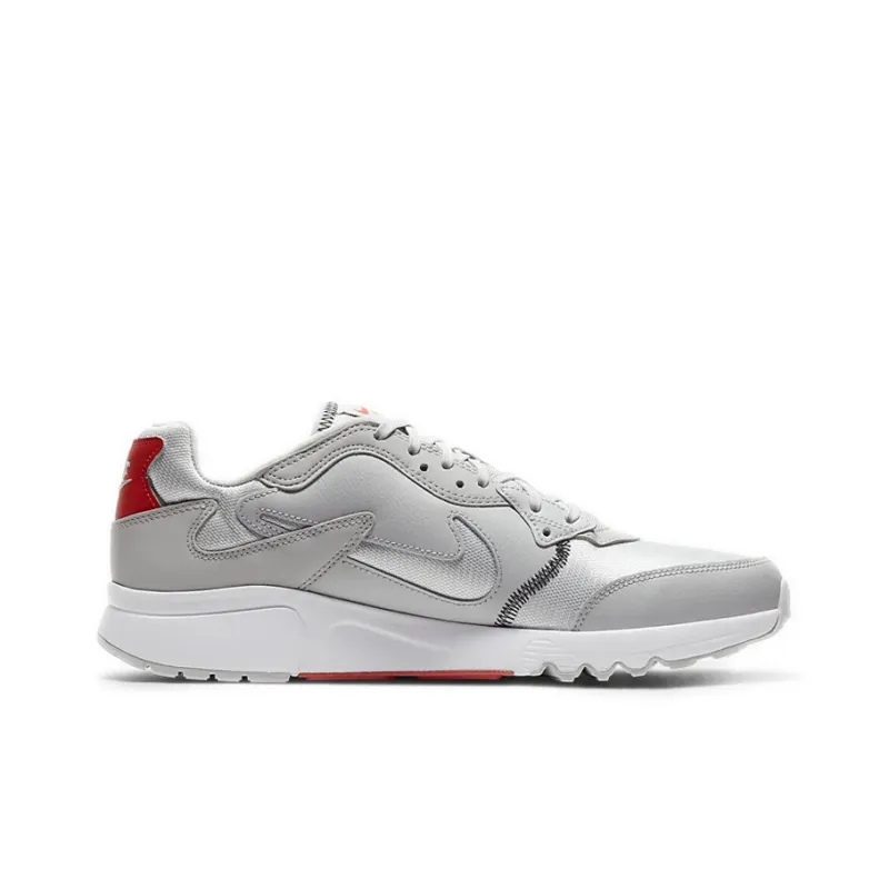 Nike Atsuma Photon Dust-1