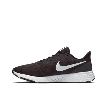 Nike Revolution 5 Extra Wide 'Black White'