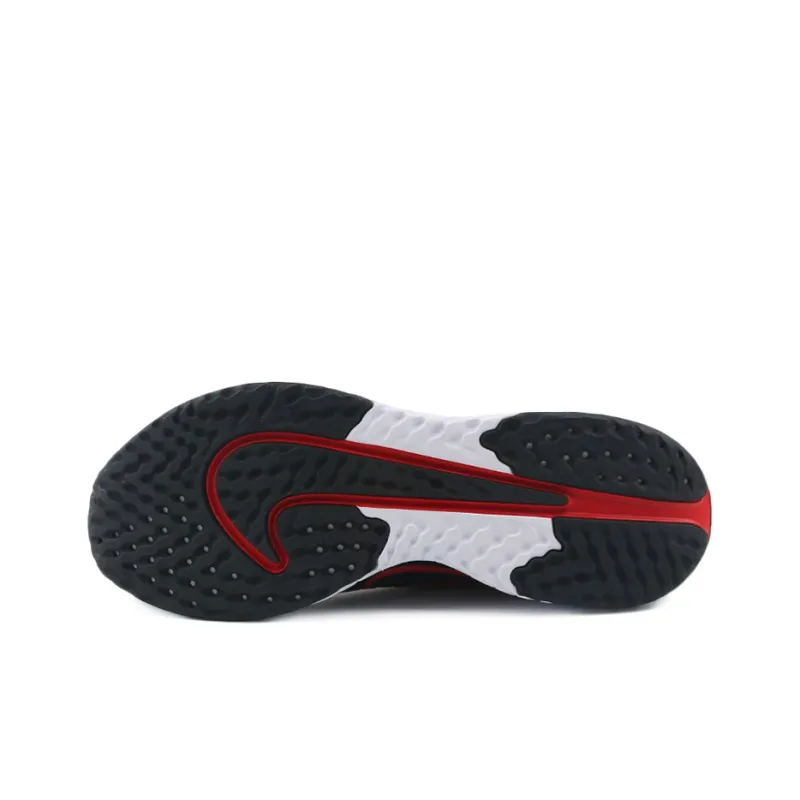 Nike Legend React 3 Black Red-5