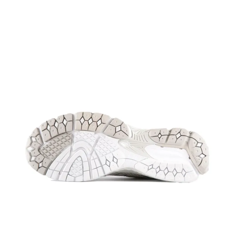 New Balance 860v2 Dime Silver-3
