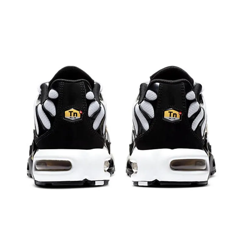 Nike Air Max Plus White Black Metallic Gold-4