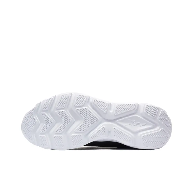 XTEP Feather Running Shoes Men Low Top Black/White-3