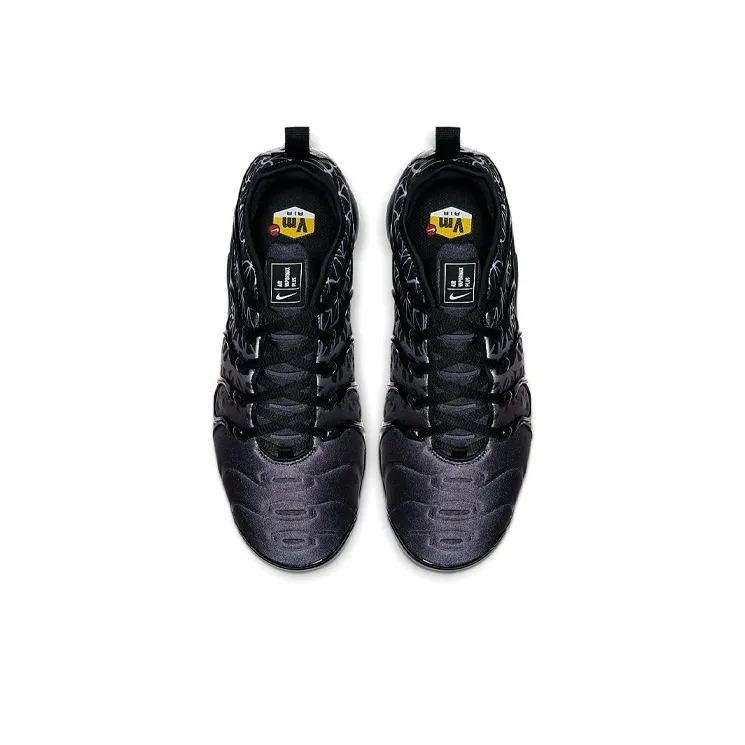 Nike Air VaporMax Plus Geometric Black White-3