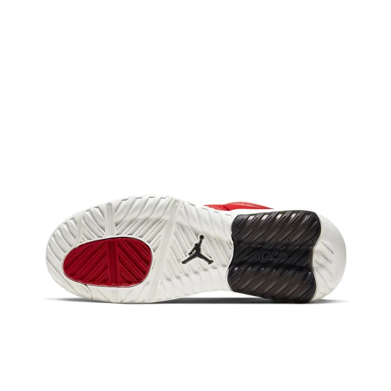 Jordan Max 200 Fire Red-4