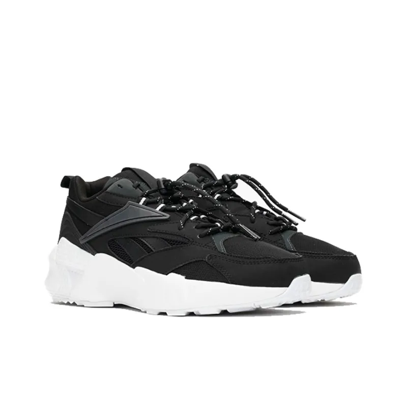 Reebok Aztrek Low Top Running Shoes Women's Black White-2
