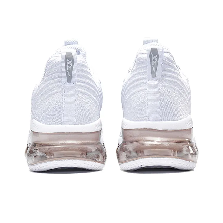 XTEP Cushioned Slip-Resistant Low-Top Running Shoes Men's White-3