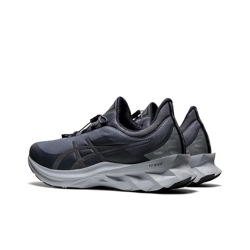 Asics Novablast 'Metropolis'-3
