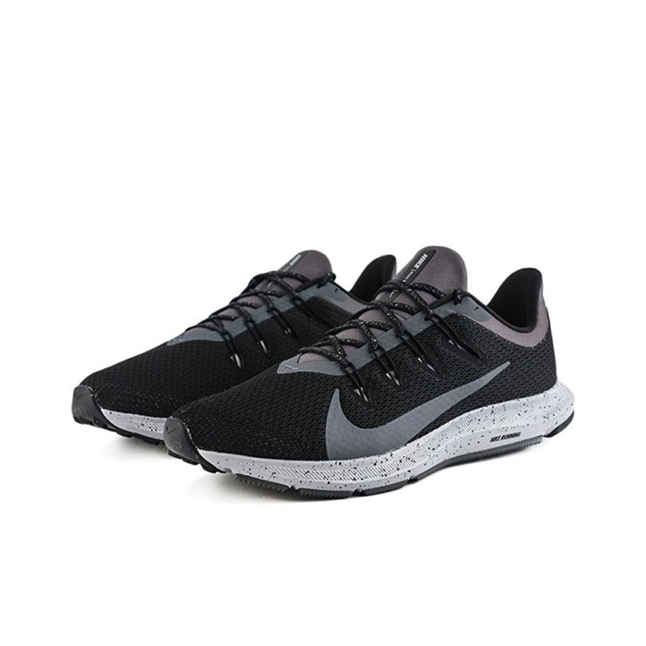 Nike quest 2 black hotsell