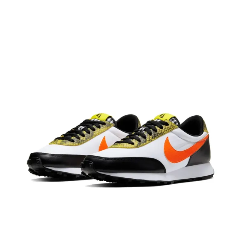 Nike Daybreak Total Orange Dynamic Yellow Women's-2