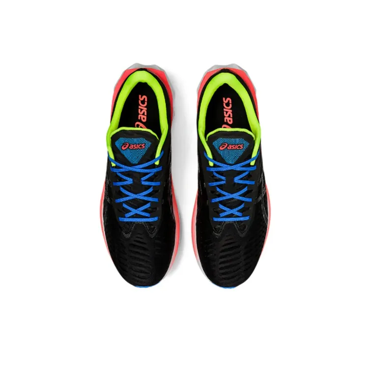 Asics Novablast 'Black'-3