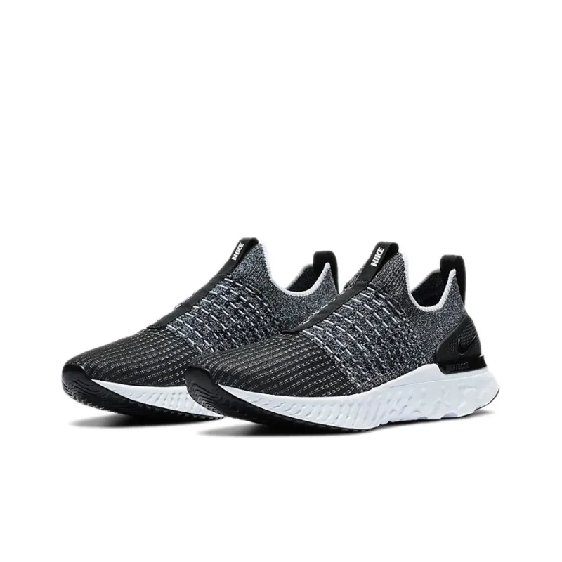 Nike React Phantom Run Flyknit 2 Black White Blend-2