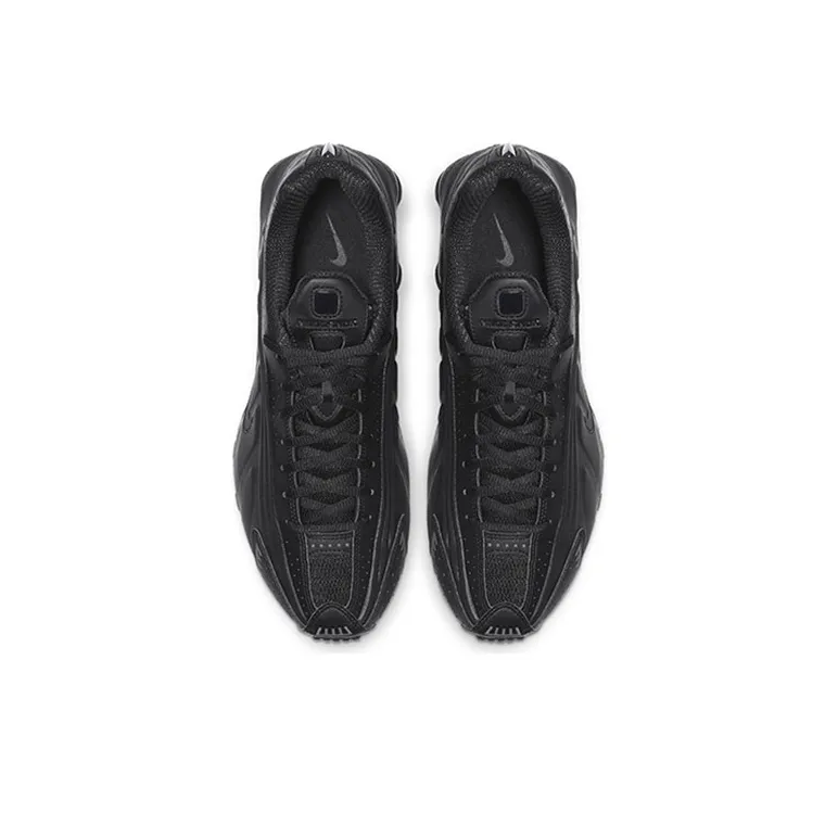 Nike Shox R4 Triple Black-3