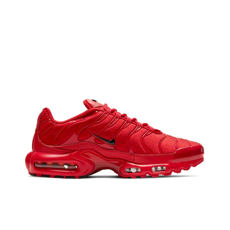 Nike Air Max Plus University Red Chile Red-1