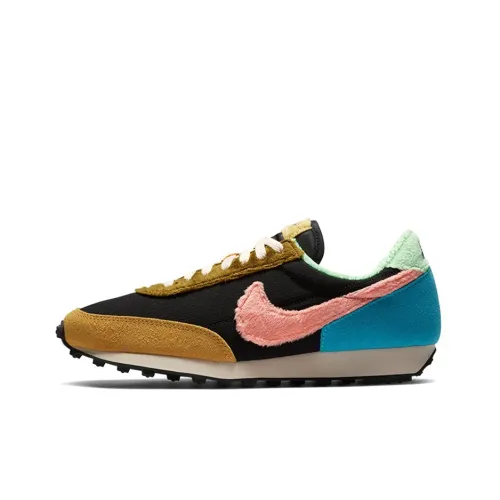 Nike Daybreak Atomic Pink Baltic Blue Women's