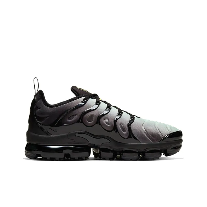 Nike Air VaporMax Plus Neon-1