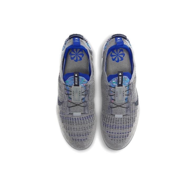nike air vapormax 2020 flyknit trainers in obsidian