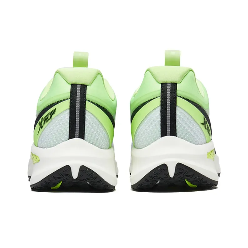 XTEP Running Shoes Men Low Top Green/White-2