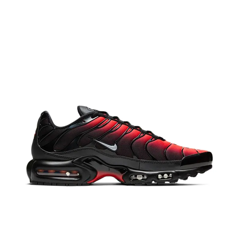 Nike Air Max Plus Deadpool-1